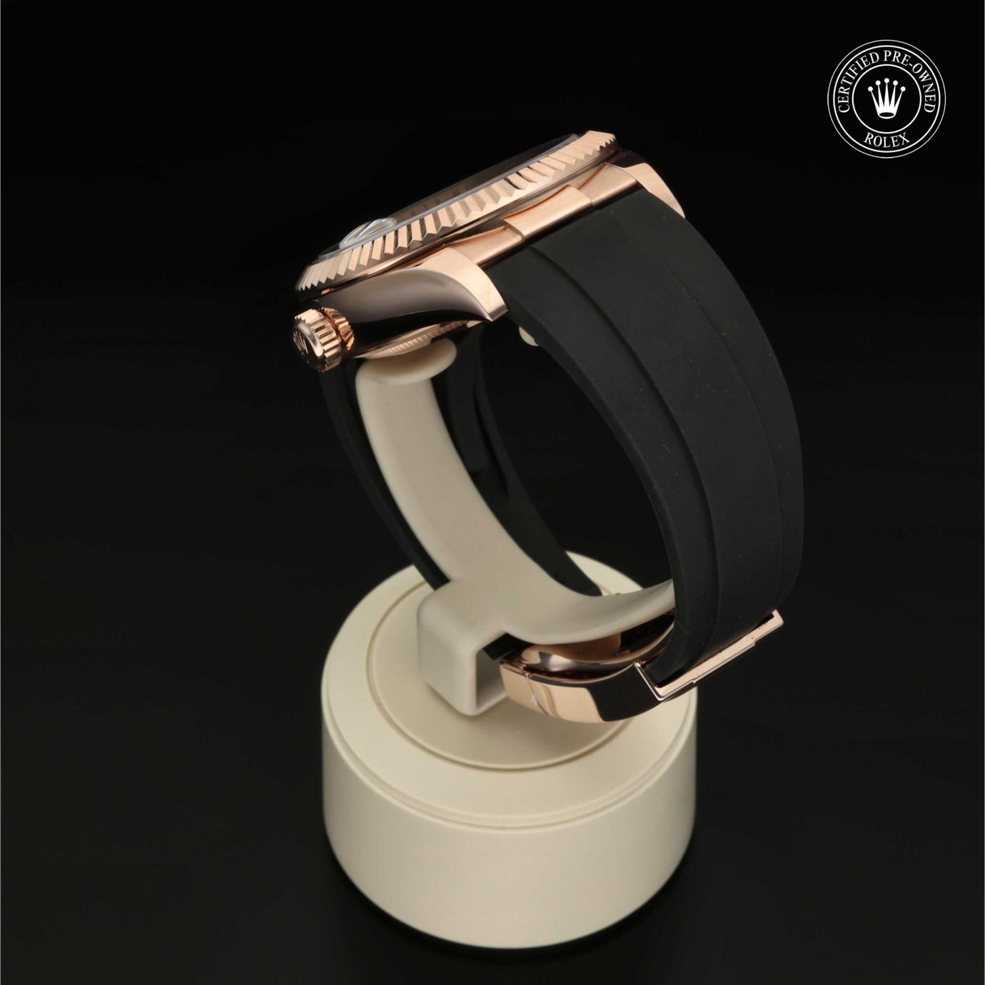 Rolex Sky-Dweller M326235-0005 - 360 Grad Ansicht Bild 15