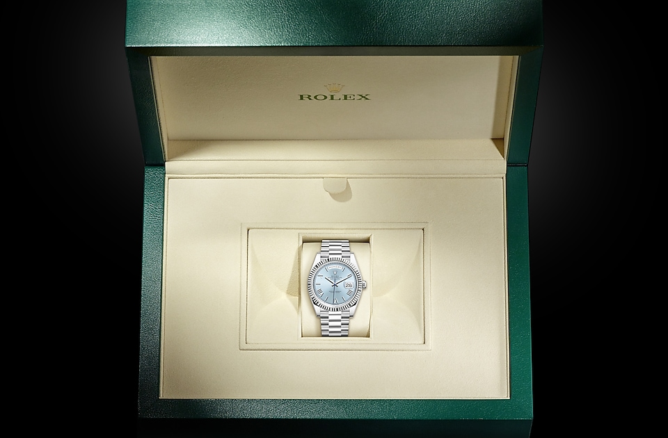 Rolex Day‑Date in Platin, M228236-0012 | Juwelier Weber