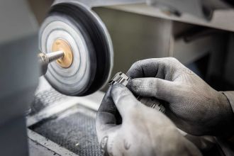 Uhrmacher-Polieren-Weber-2023--037