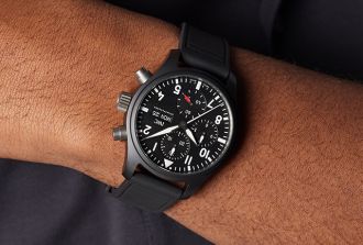 2022-01-10 IWC-WW23 PilotsWatch-640x433px