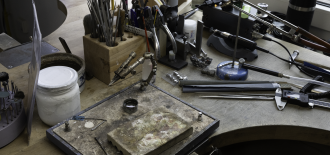Konstrukteur / Goldschmied (m/w/d)