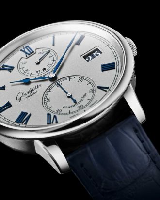 1-58-08-01-04-61-Senator-Chronometer-Detail-1-RGB