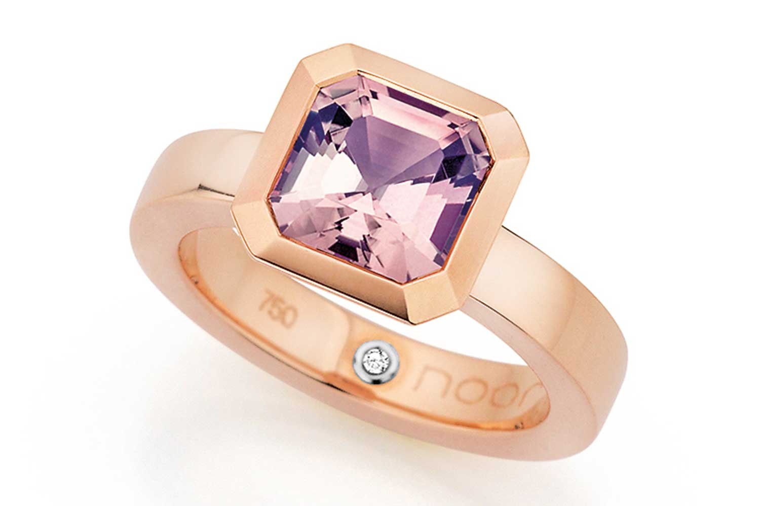 noor-exclusive-30794-071-R7 2-62579 200� CMYK 300dpi