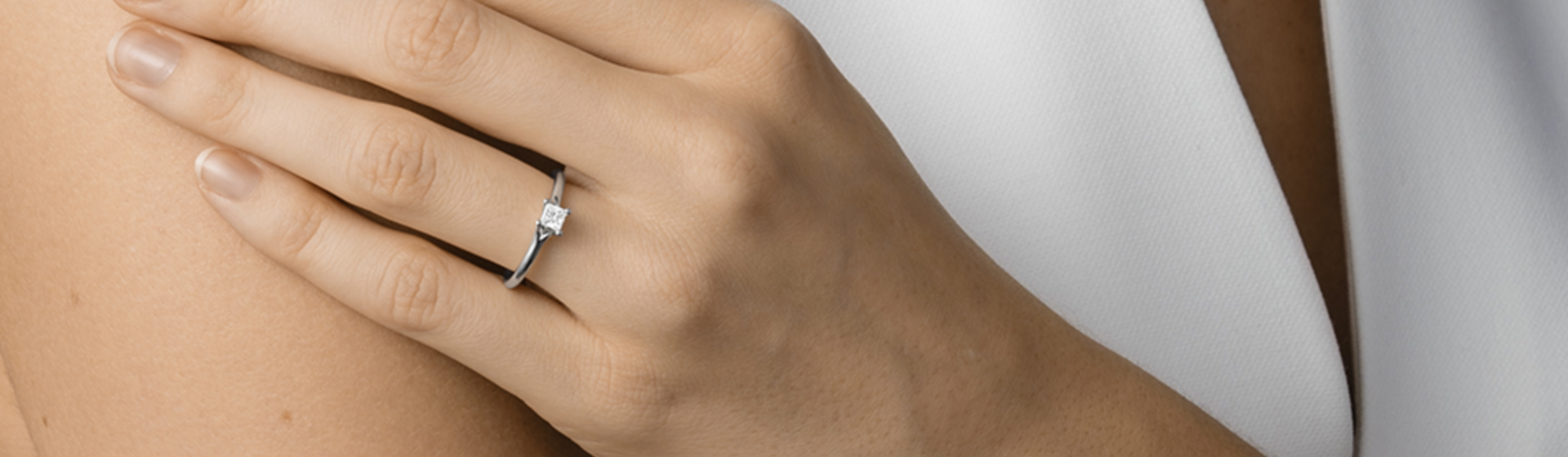 Verlobungsringe: bei Juwelier Weber Slider