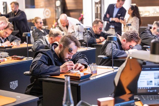 TAG-heuer-Watchmaking-Class-2809-2023-068