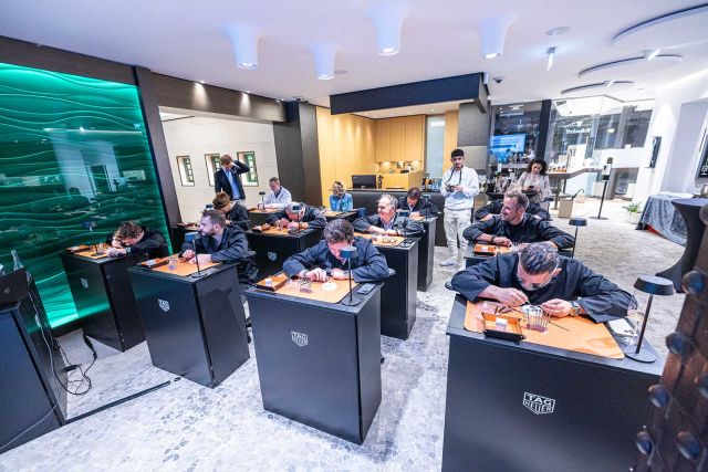 TAG-heuer-Watchmaking-Class-2809-2023-082