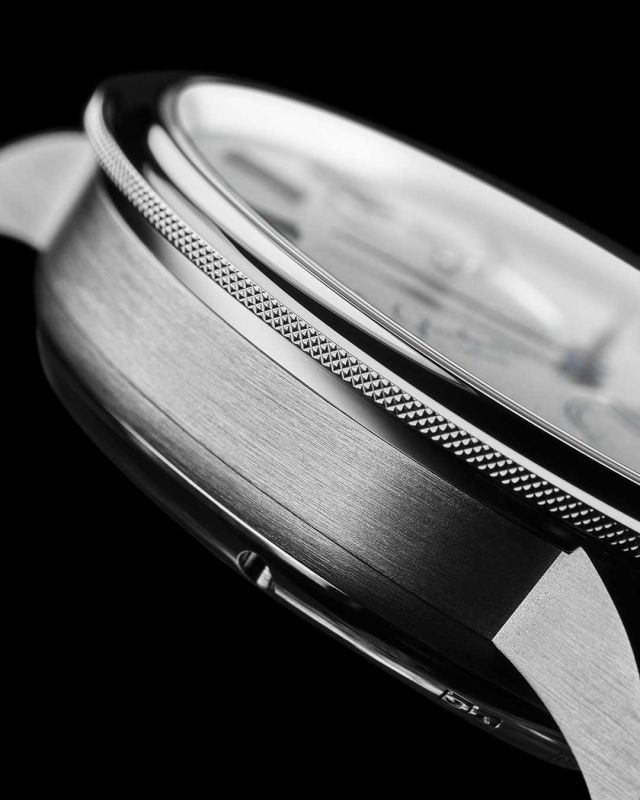 1-58-08-01-04-61-Senator-Chronometer-Detail-4-25cm-RGB