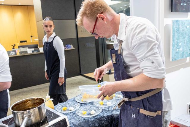 TAG-heuer-Watchmaking-Class-2809-2023-102