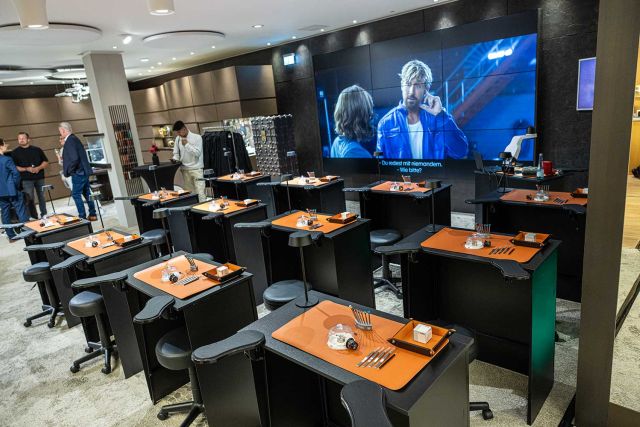 TAG-heuer-Watchmaking-Class-2809-2023-015