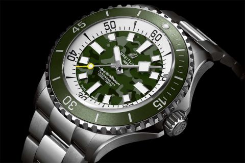 SuperOcean Auto 46 SuperDiver E10379D31L1E1 Green Titanium Ambiance RVB v1