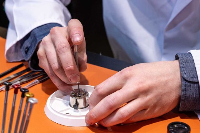 TAG-heuer-Watchmaking-Class-2809-2023-022