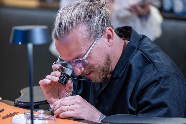 TAG-heuer-Watchmaking-Class-2809-2023-088