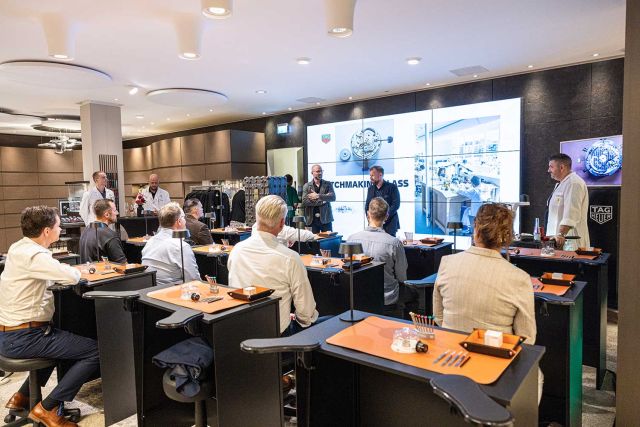 TAG-heuer-Watchmaking-Class-2809-2023-036