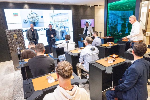 TAG-heuer-Watchmaking-Class-2809-2023-028