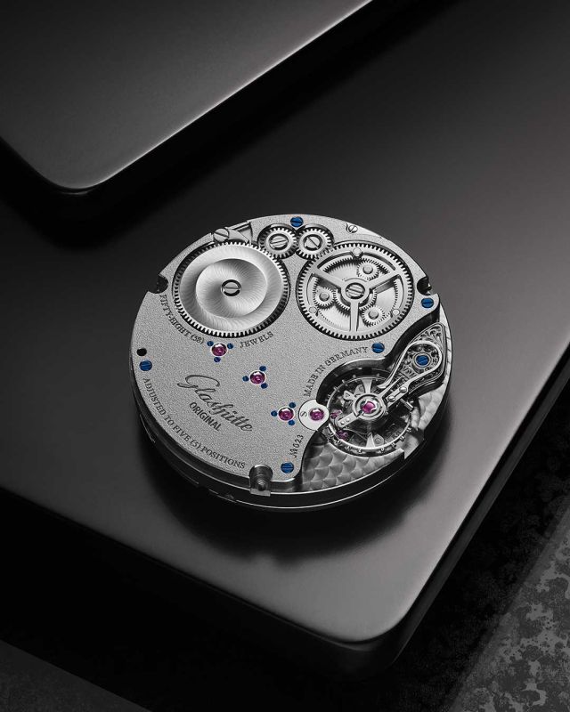 Caliber-58-08-Mood-25cm-RGB