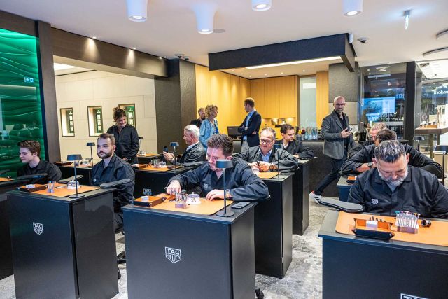 TAG-heuer-Watchmaking-Class-2809-2023-041